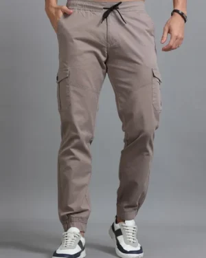 Men Relaxed Straight Leg Slim Fit Low-Rise Cargos Trousers
